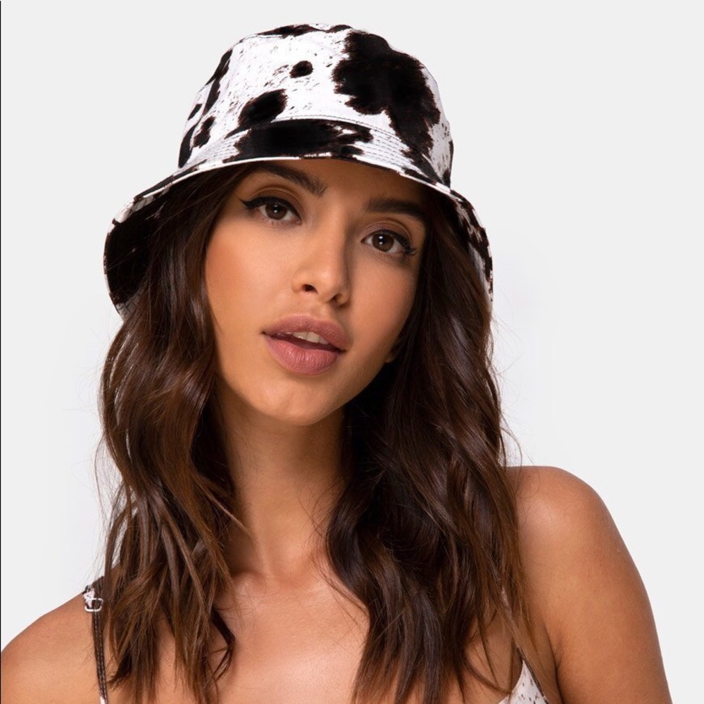 SOLD Trendy Black White Cow Print Bucket Hat Y2K - Picture 2 of 6